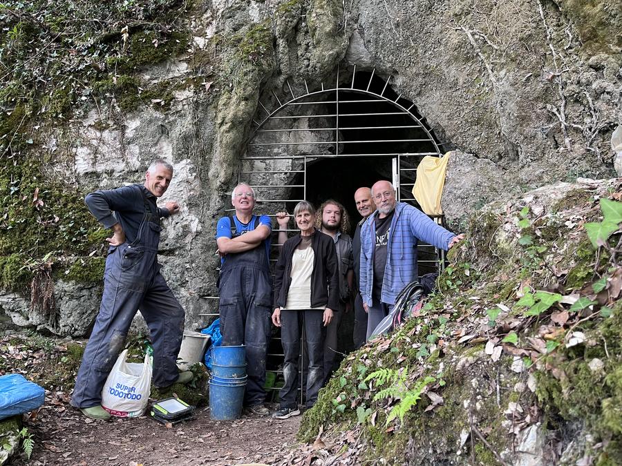 Concluye la prolífica campaña arqueológica en la cueva Ermitia